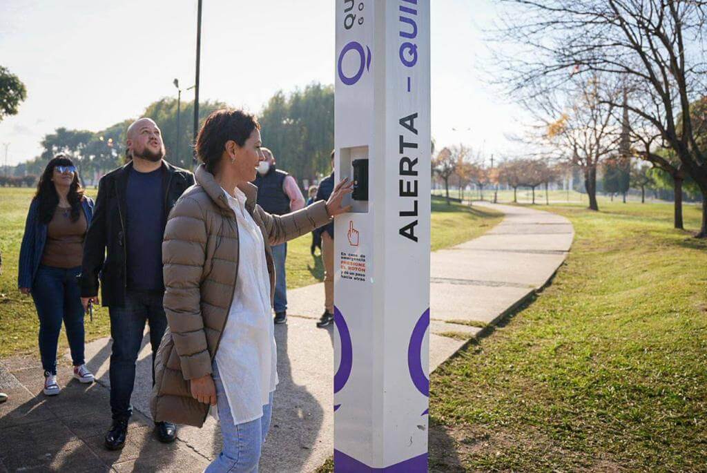 Mayra-prueba-totems-seguridad