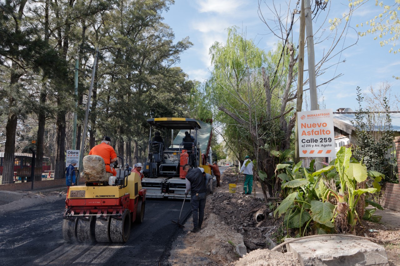 Obras de pavimentación en Sourigues