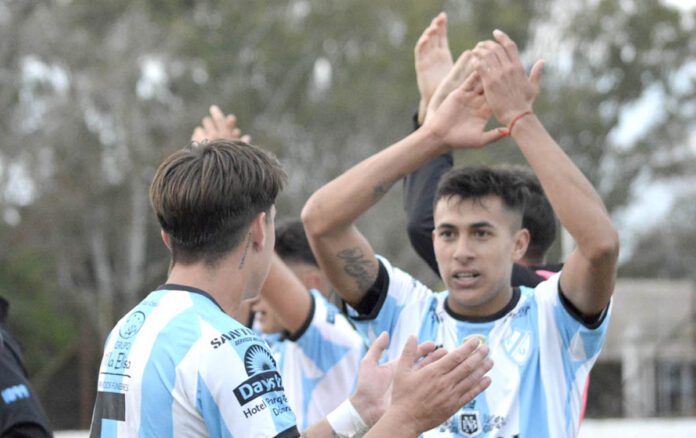 Argentino juega el lunes contra Talleres RE