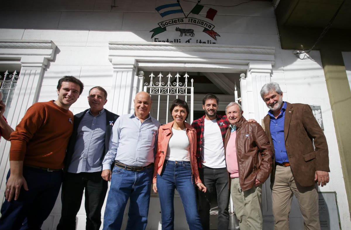 Mayra en la Fratelli D'Italia