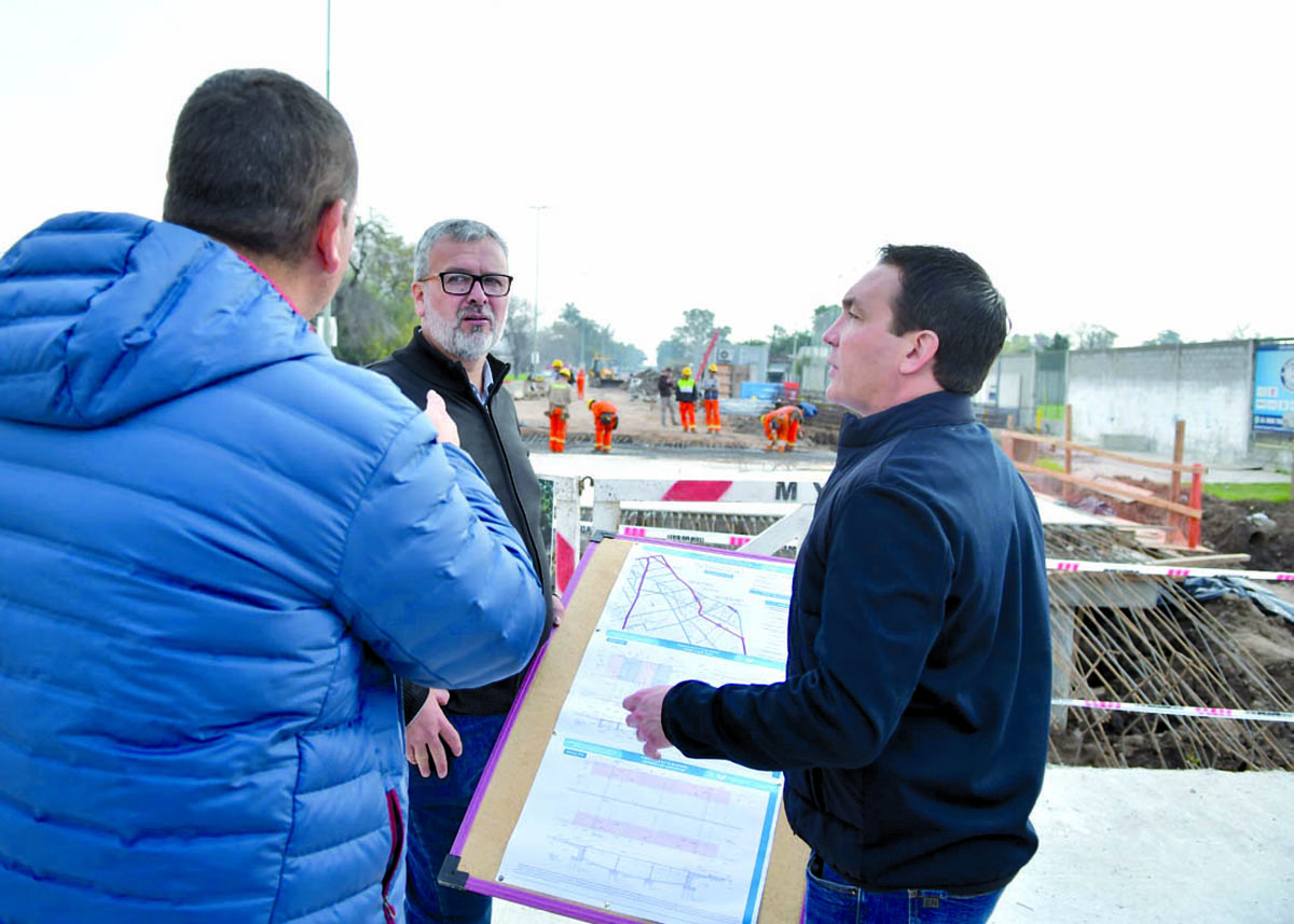 Watson supervisó obras Ruta 36