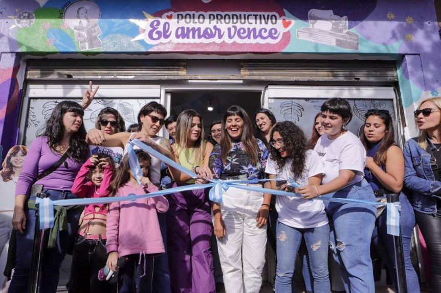 Mayra inauguró el Polo Productivo El Amor Vence