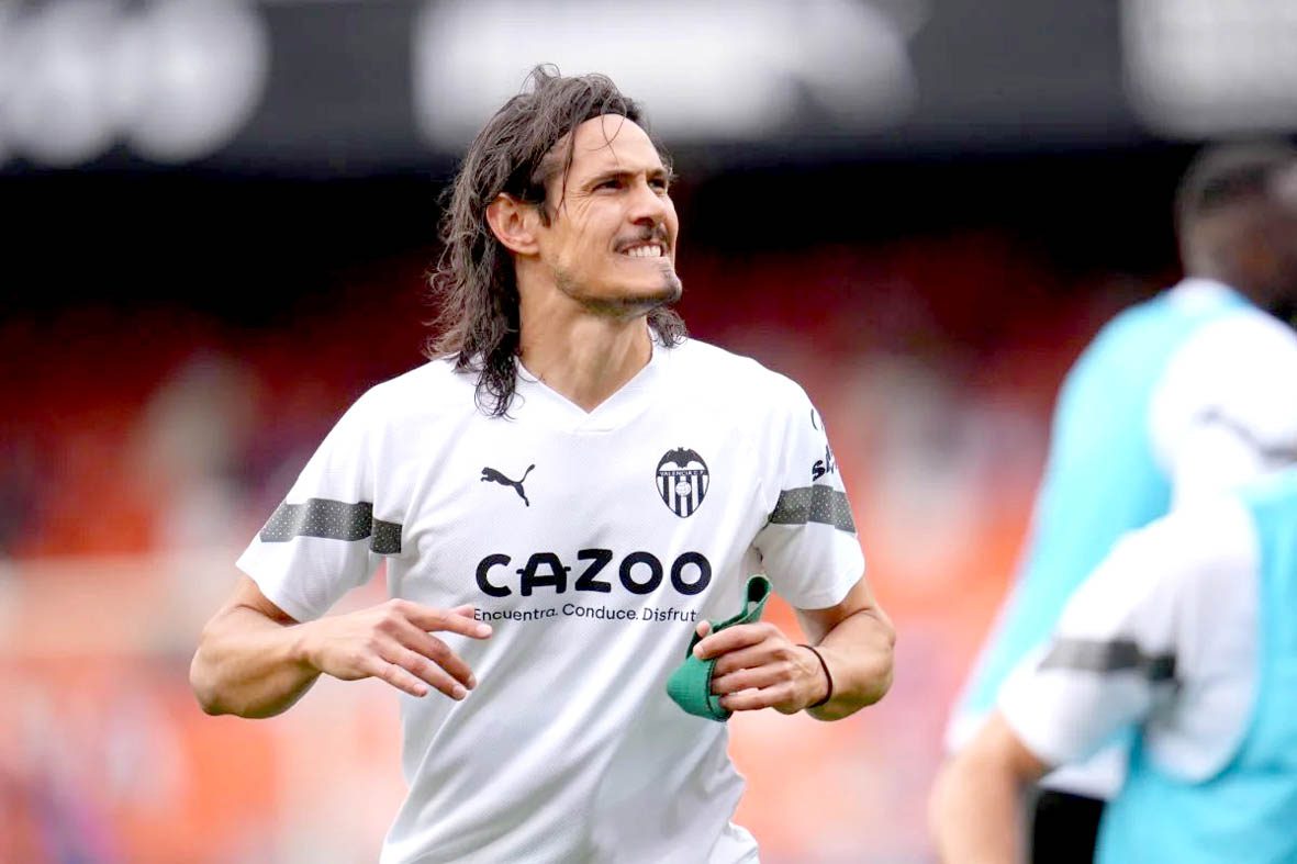 Cavani más cerca de convertirse en nuevo futbolista de Boca