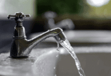 AySA aseguró que el agua distribuida es potable y no representa riesgos para la salud aysa-tarifas-de-agua