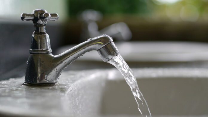 Continúan los aumentos en las tarifas de agua corriente y cloacas nueva indexación mensual desde junio