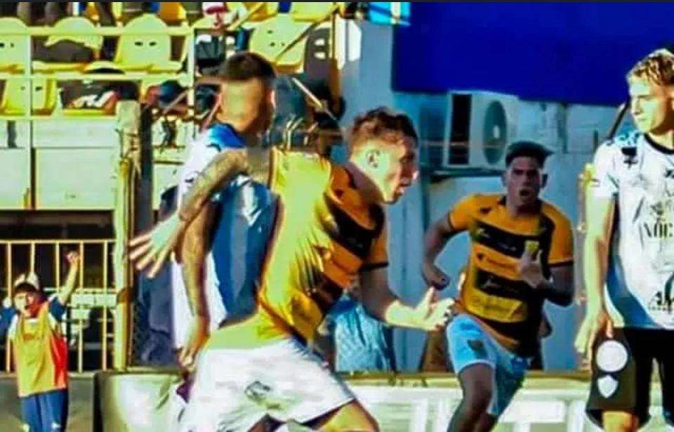 Empate con sabor a poco: Los Mates igualaron ante Dock Sud y crece el malestar en el plantel