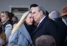 Tras el triunfo electoral, Guillermo Francos gana tiempo en el Gabinete pero crecen las versiones sobre su salida