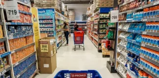 El consumo masivo se desplomó 4,4% en septiembre, arrastrado por la caída de los supermercados