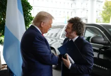 La eliminación del monotributo es una exigencia del FMI para aumentar la recaudación: alertan por más informalidad y suba de costos Caputo salió a calmar los mercados tras dichos de Trump y Estados Unidos anunciará acuerdos comerciales