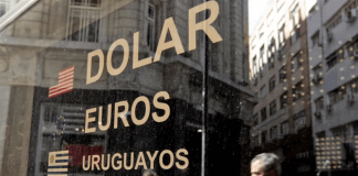 dolar 1.1515