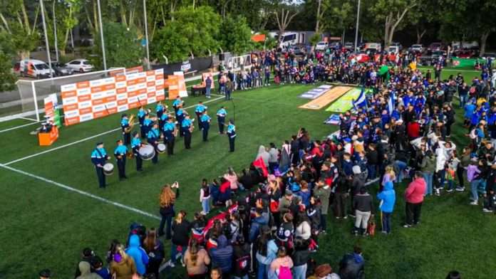 Nuevas canchas de césped sintético en el Club Municipal Maltería Hudson