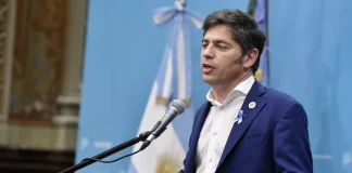 Kicillof: “La soberanía se pone en riesgo ante cañones y sumisión política”