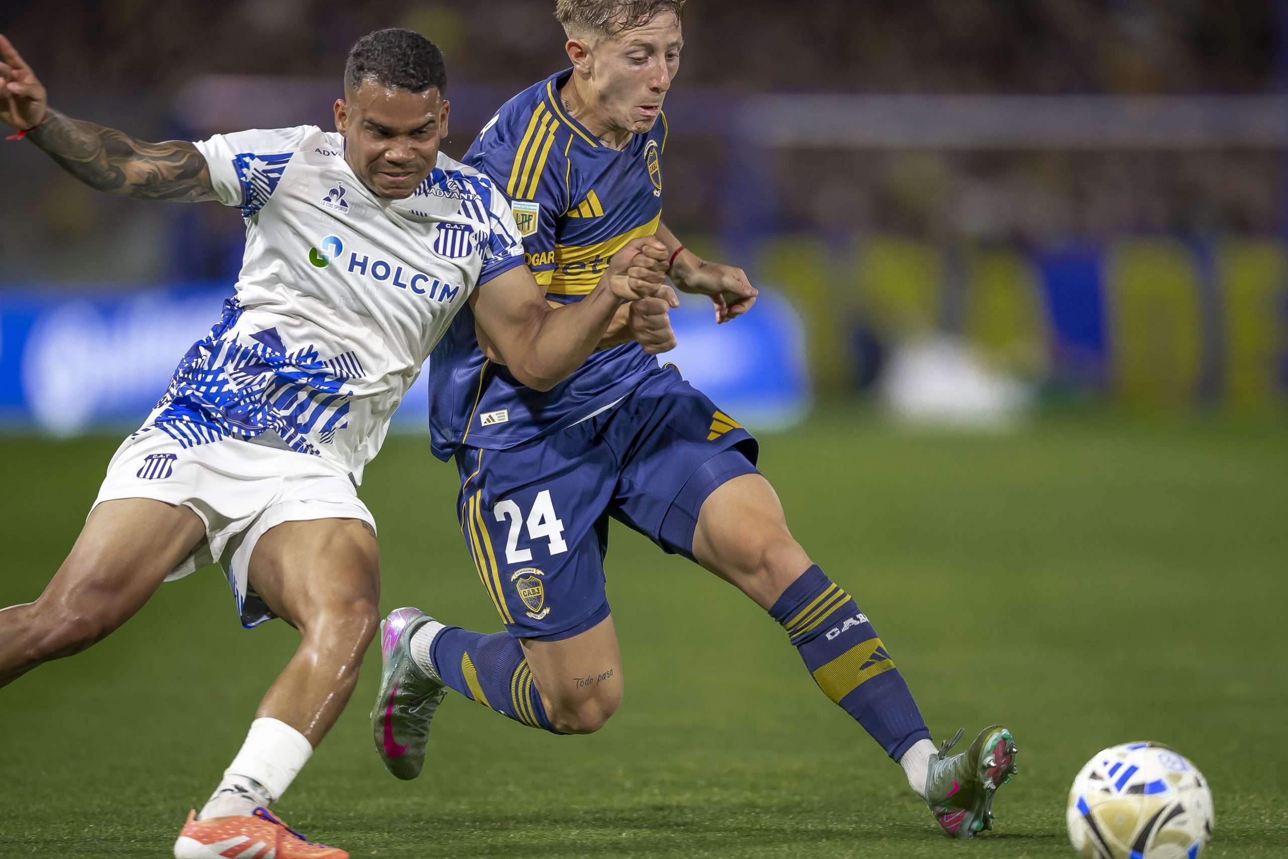 Con firmeza y sin dejar dudas, Boca Juniors avanzó a los cuartos de final del Torneo Clausura 2025 al vencer 2-0 a Talleres de Córdoba en La Bombonera.