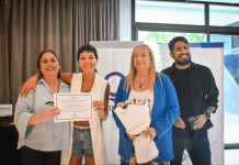 Mayra entregó más de 20 certificados de habilitación comercial mayra certificados