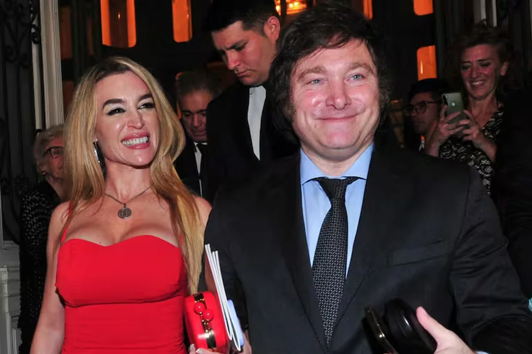 Milei cantó junto a Fátima Florez en el Teatro Roxy y luego cerro el "Derecha Fest”