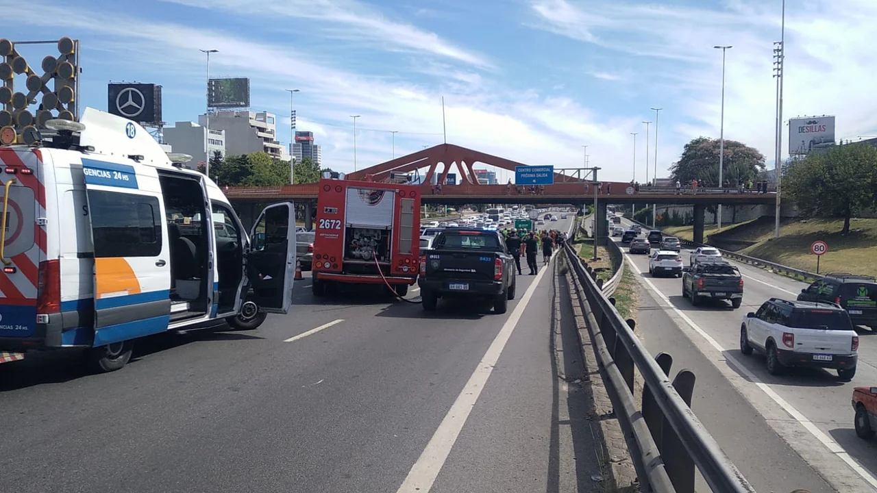 Choque múltiple en la General Paz: 12 heridos tras un impactante choque entre siete autos
