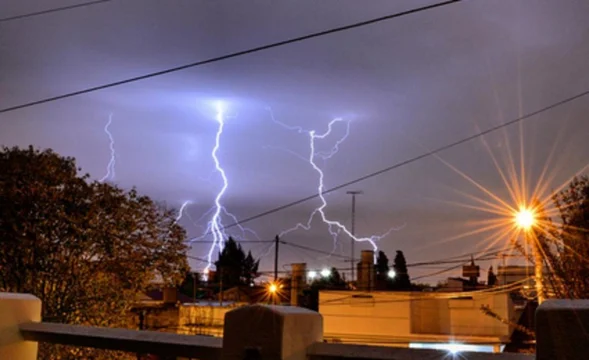 Lluvias anticipadas y semana fresca en el AMBA: cambia el pronóstico del tiempo