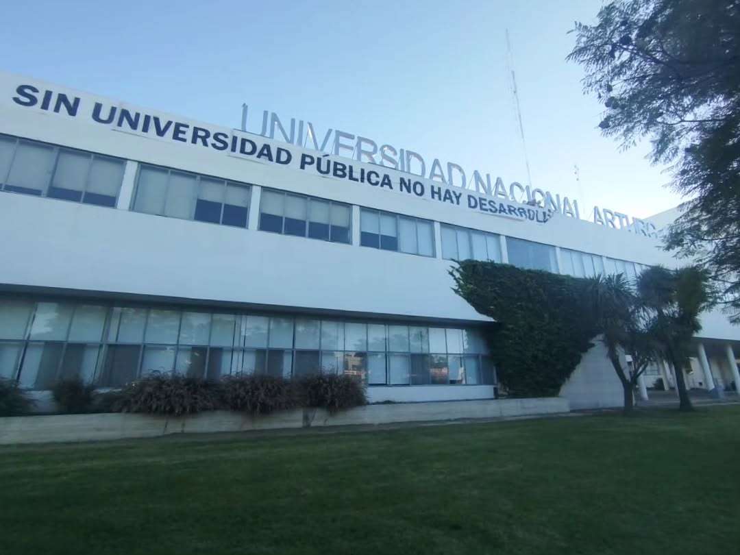 sueldos universitarios