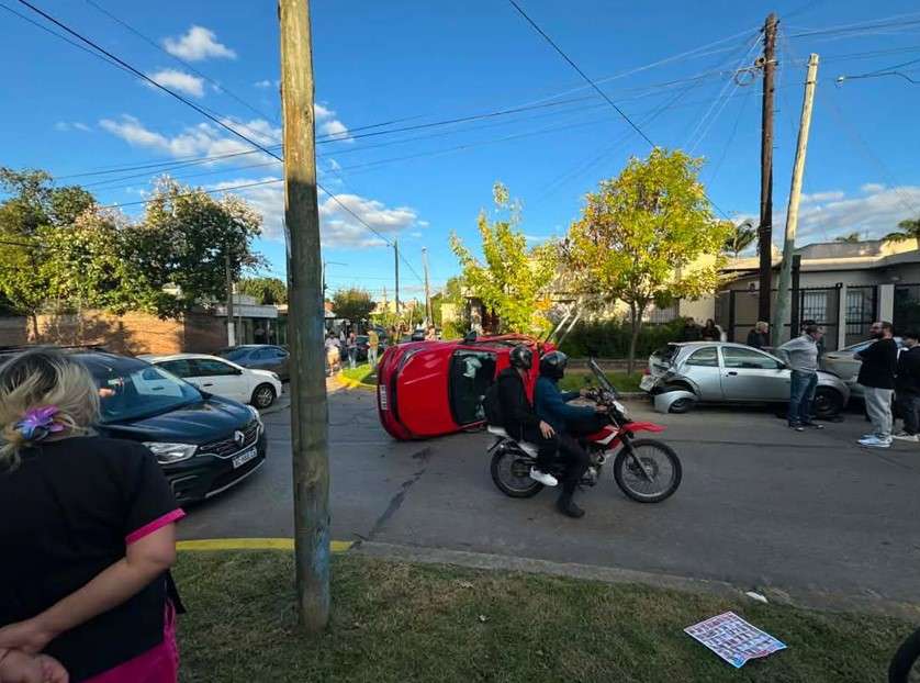 Quilmes: una escuela recorrió las entrañas del diario y descubrió cómo se construye la noticia