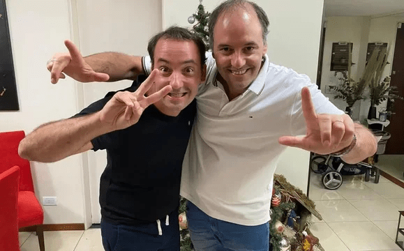 hermano de adorni