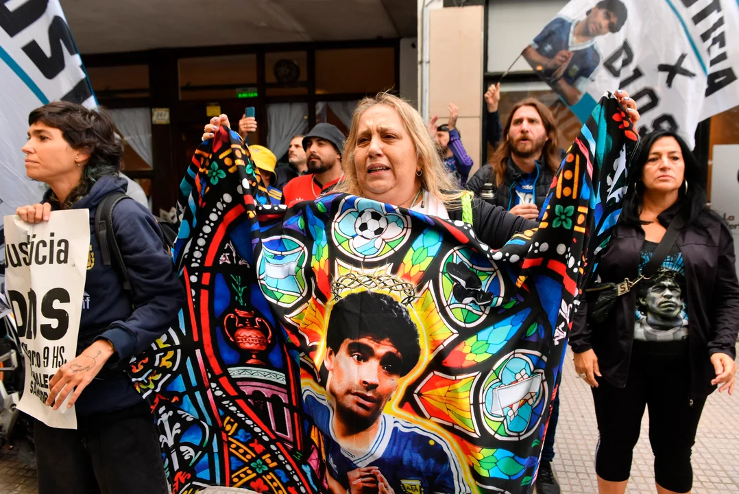 Juicio por Maradona: peritos revelaron edema generalizado y signos de cirrosis