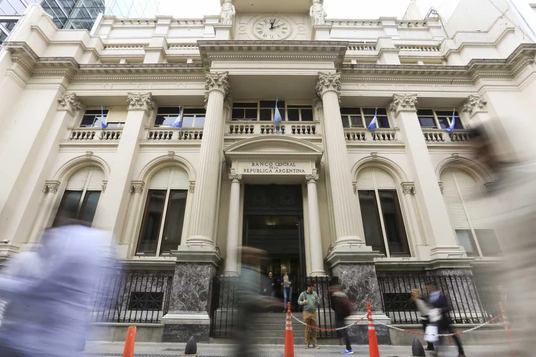 Paro bancario este miércoles: habrá atención reducida en el Banco Central y el Banco Hipotecario