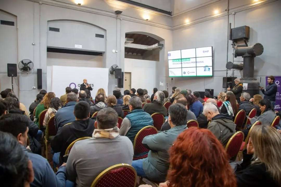 escuelas técnicas quilmes