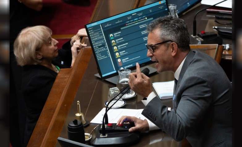 El Gobierno logró blindar a Adorni y avanzó con el ajuste de subsidios al gas en Diputados