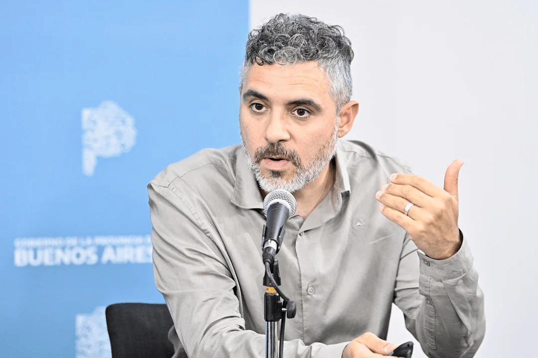 girard realmente crítico