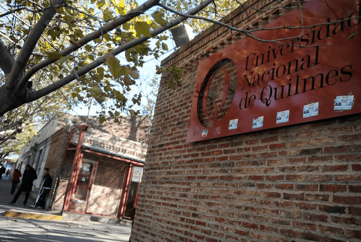 universidad-quilmes-violencia