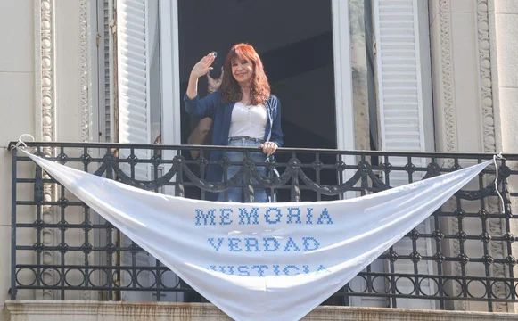 Sabbatella y agrupaciones militantes preparan una intervención en apoyo a Cristina Kirchner