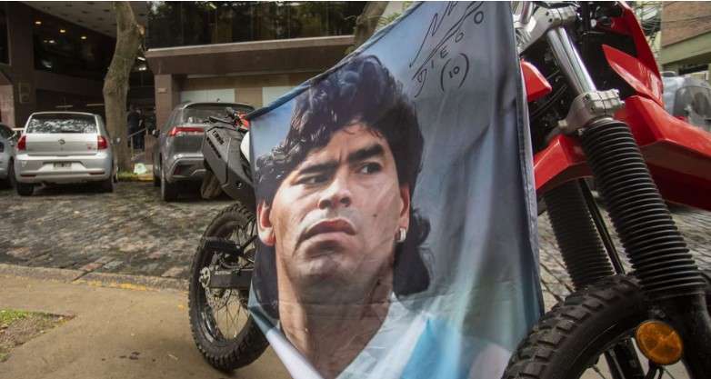 Declararon tres imputados en el juicio por la muerte de Maradona y pidieron citar a otra acusada