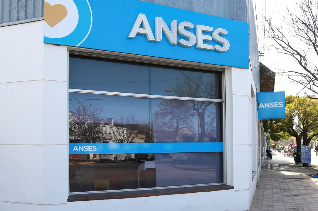 ANSES continúa con el calendario de pagos: quiénes cobran este lunes 20 de julio
