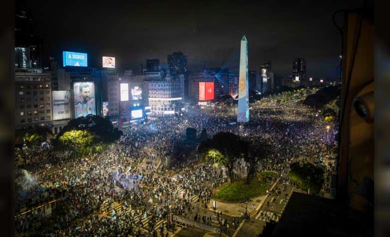 Disturbios en el Obelisco tras la final del Mundial: hubo enfrentamientos con la Policía y varios detenidos