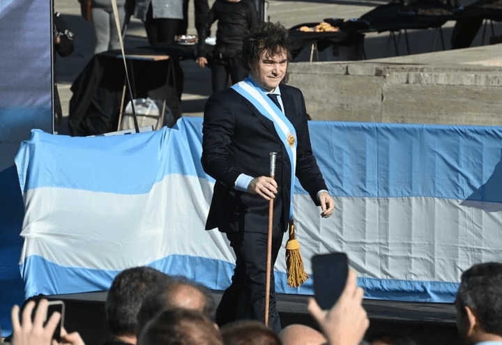 milei-anti-argentina