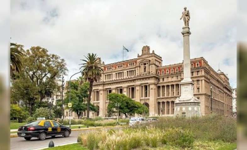 Elevan a juicio la causa contra un supuesto productor de moda acusado de abusar de seis mujeres