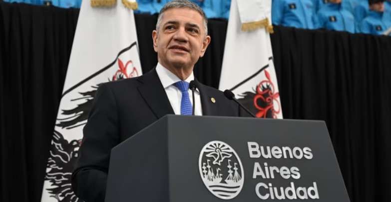 Jorge Macri condenó los disturbios frente al Congreso y calificó a los responsables como "delincuentes anarquistas"