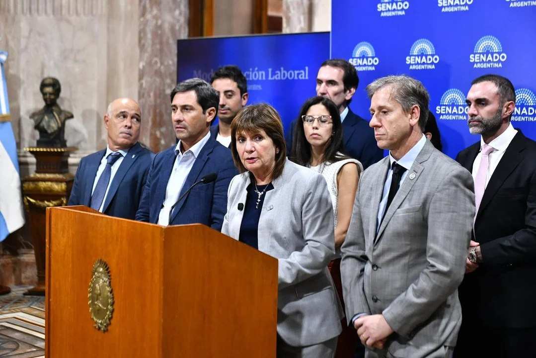 El Gobierno acordó con bloques dialoguistas una sesión clave en el Senado