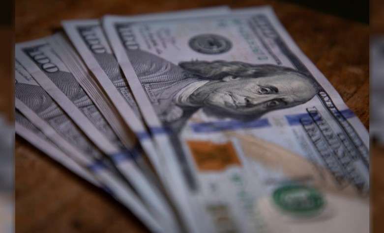 El dólar mayorista se mantiene en $1.514 y el BCRA compra pocos dólares pese a la fuerte liquidación del agro