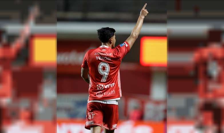 Argentinos Juniors volvió al triunfo ante Tigre y recuperó la punta de la Zona B